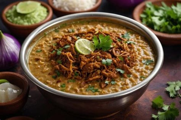 How haleem is prepared?