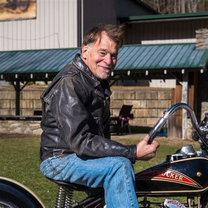 Is dale walksler still alive?