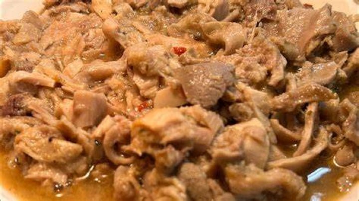 Is hog maws and chitterlings the same?