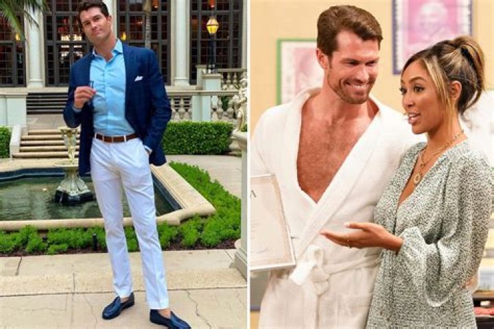 What does bennett from the bachelorette do for a living?