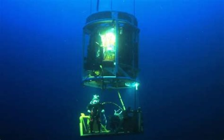 Whats a diving bell?