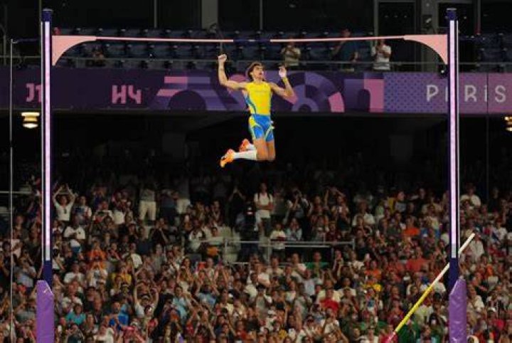 Whats the record for pole vaulting?