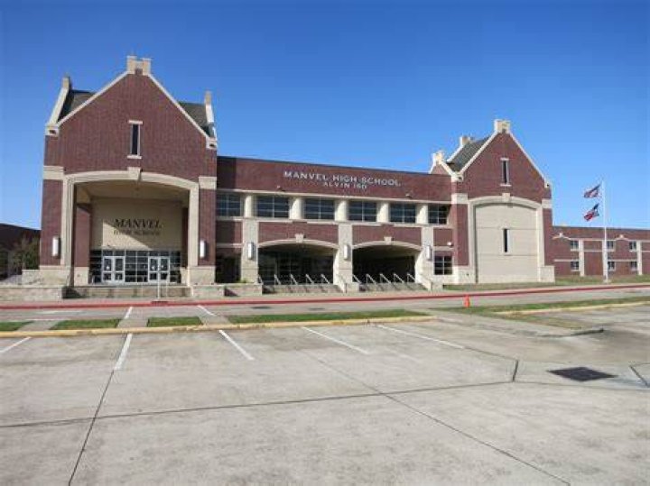 When did manvel high school open?