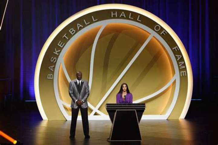 When was kobe inducted to the hall of fame?