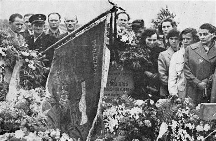 Why was de stalinization important?